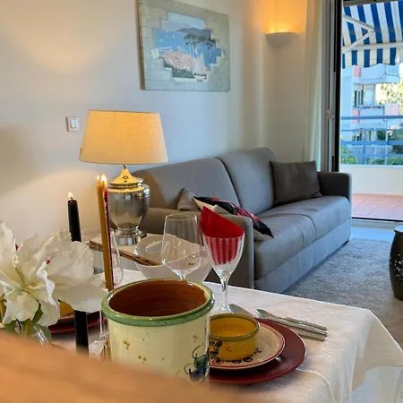 Superior On First Floor With Sea View *