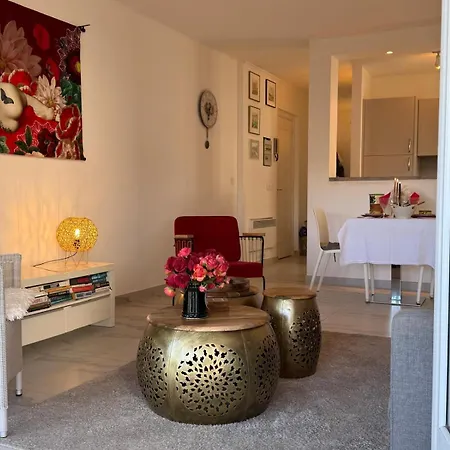 Superior On First Floor With Sea View Appartement *