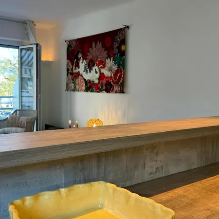 Superior On First Floor With Sea View * Antibes