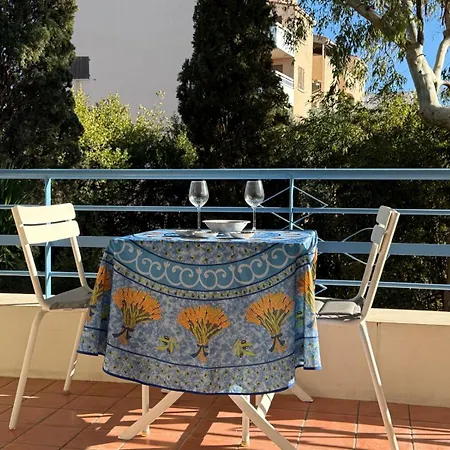 Apartment Superior On First Floor With Sea View Antibes