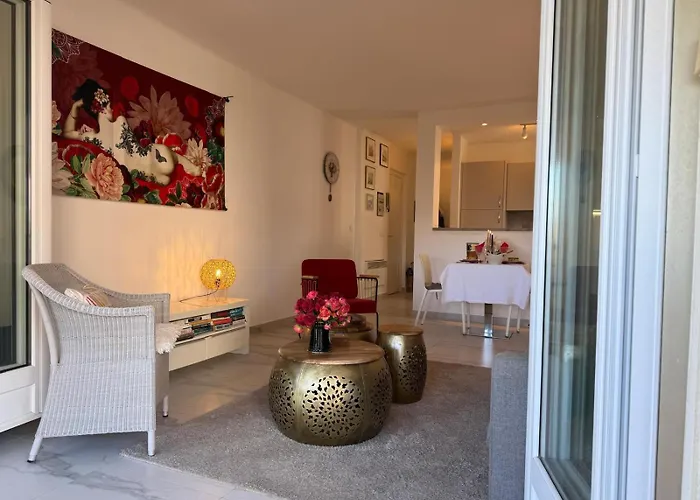 Daire Superior On First Floor With Sea View Antibes