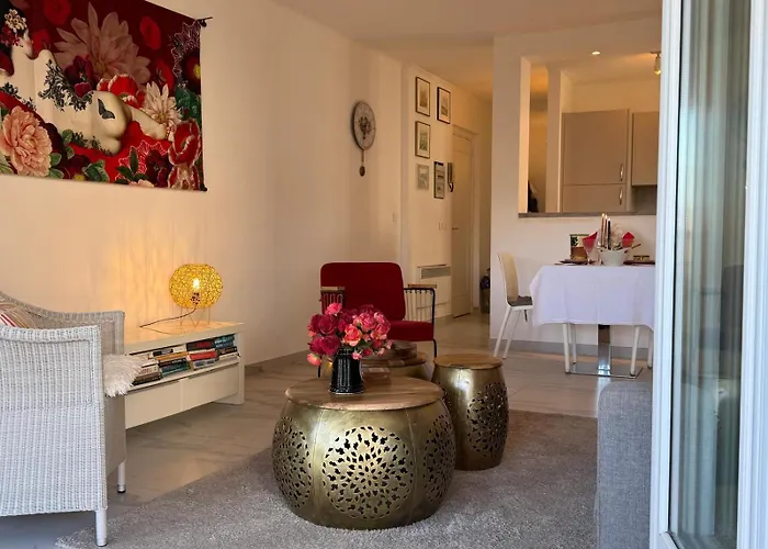 Superior On First Floor With Sea View Daire *