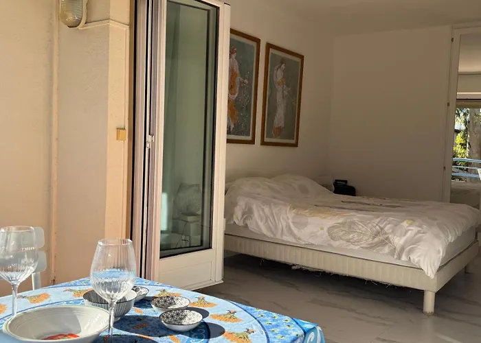 Superior On First Floor With Sea View Appartement *